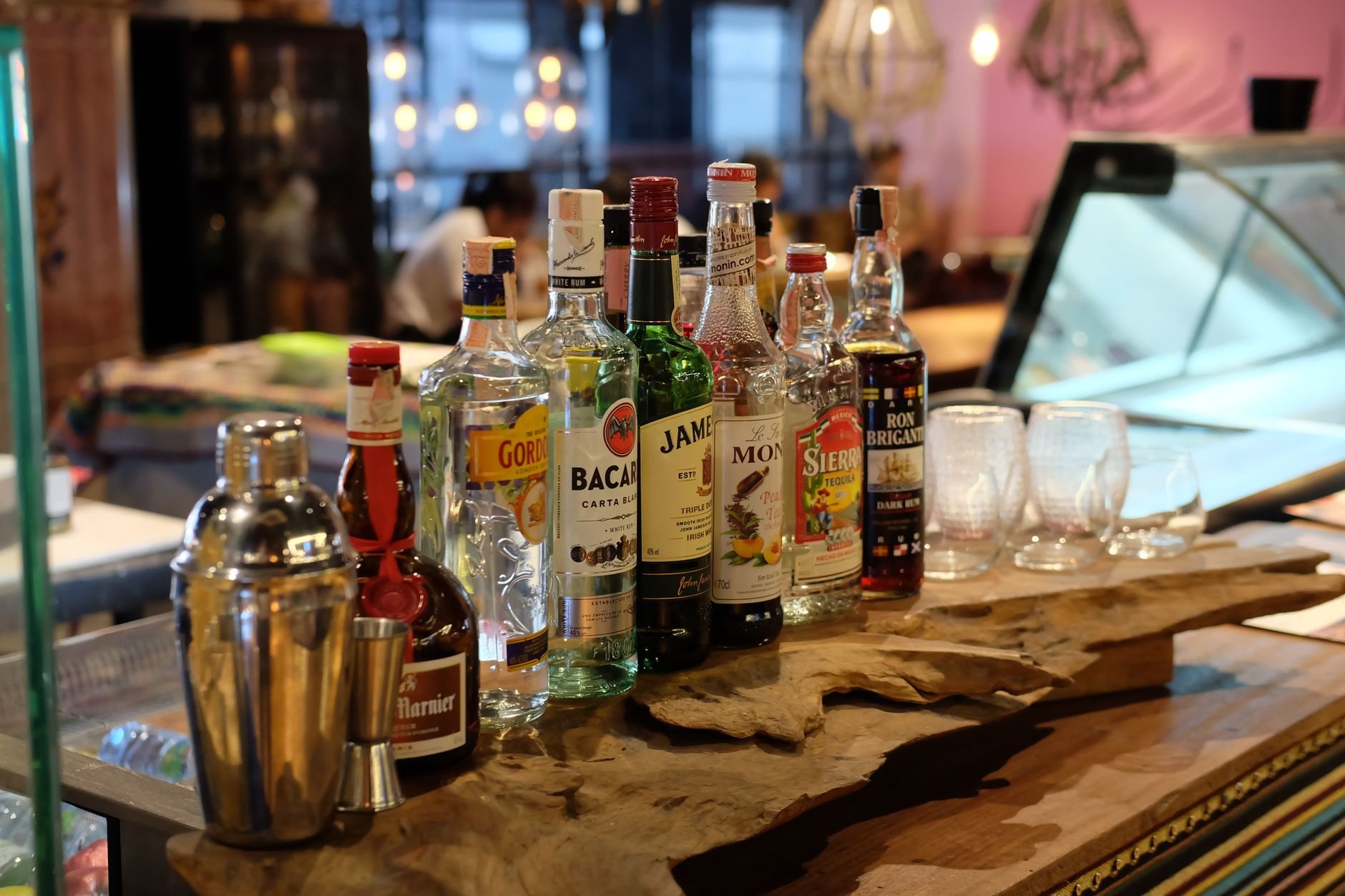 Gin selber mixen: Einsteigerrezepte für die Hausbar